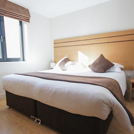 Crompton House apartamentos Edgware Exterior foto